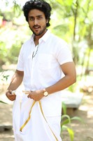 Hero Ayyan Photos